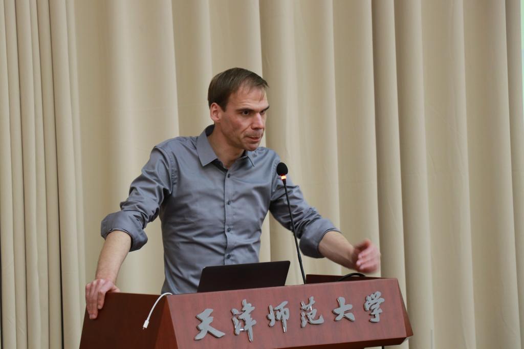 Benjamin Becker教授分享内容